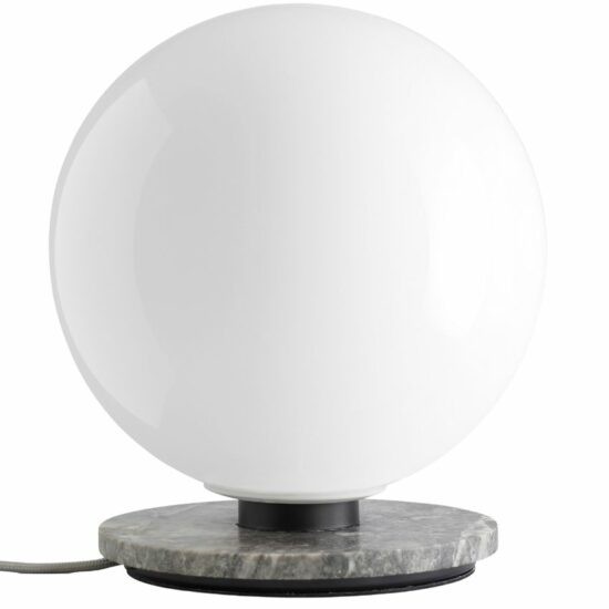Leskle opálově bílá skleněná nástěnná/stolní lampa MENU TR II. 22 cm