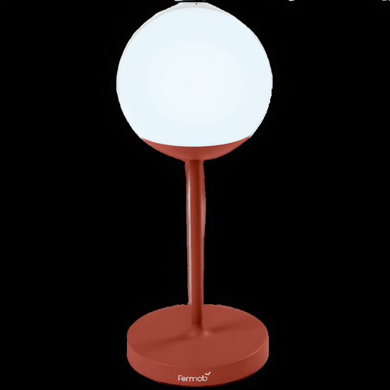 Zemitě červená venkovní LED lampa Fermob MOOON! 63 cm
